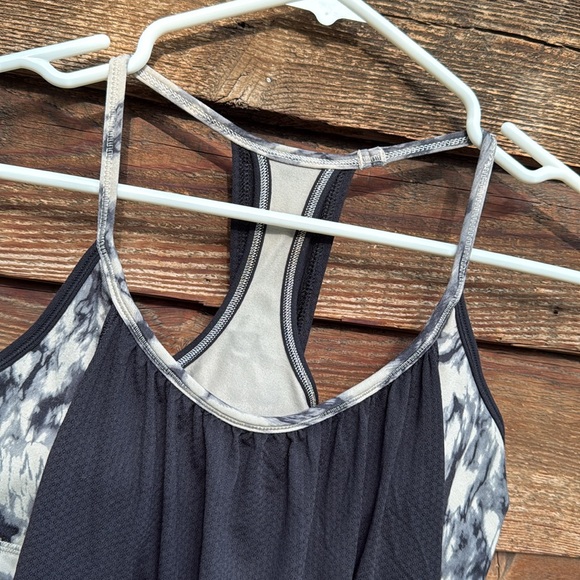 lululemon athletica Black and Gray Tank Top - Picture 3 of 5